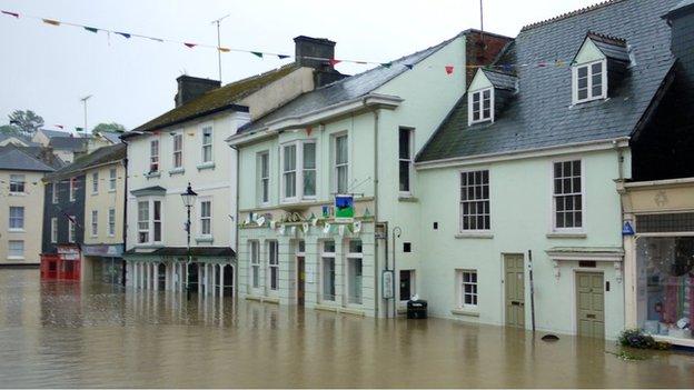 Flooding in Modbury, Devon (Courtesy: Stephanie Barker)