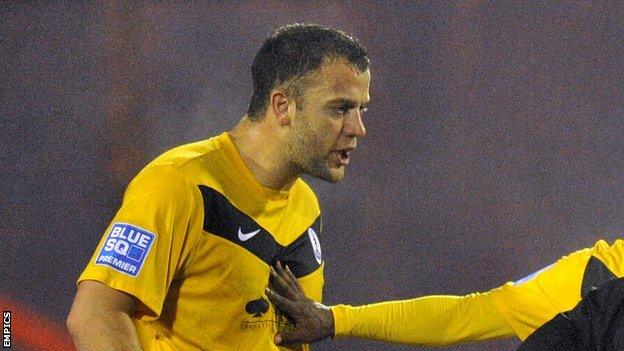 Kyle Perry playing for AFC Telford United