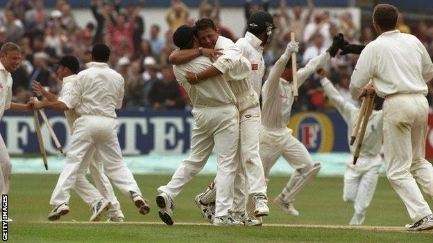 England celebrate in 1998