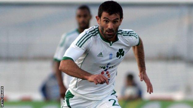 Giorgos Karagounis in action for Panathinaikos