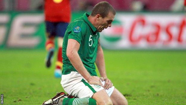 Richard Dunne during the Republic's 4-0 defeat by Spain