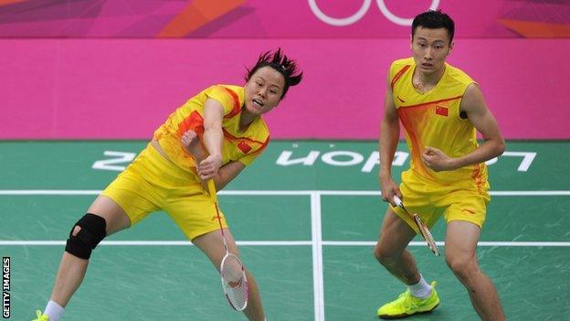 Zhao Yunlei (left) and Zhang Nan (right)