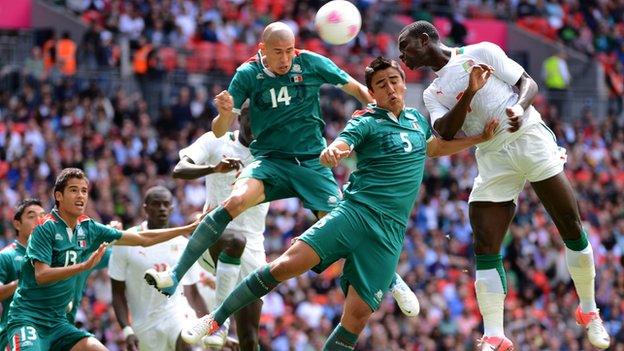 Senegal and Mexico in action