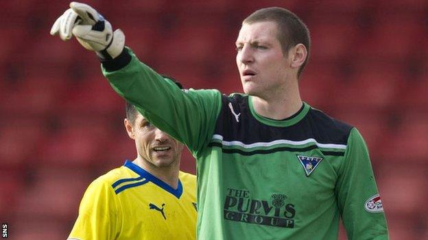 Smith in action for Dunfermline last season