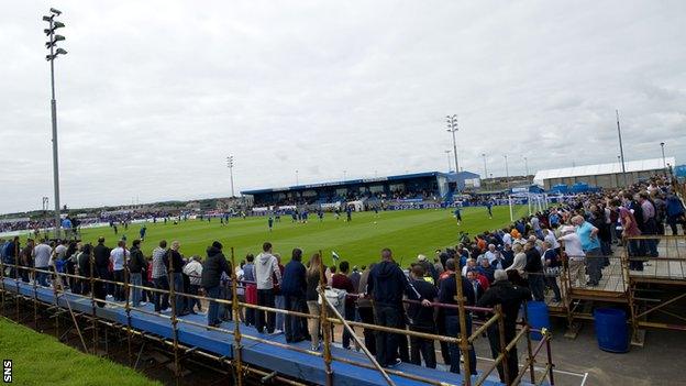 Rangers drew nearly 4,500 fans to Balmoor Stadium