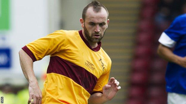 James McFadden playing for Motherwell in Stevie Hammell's testimonial