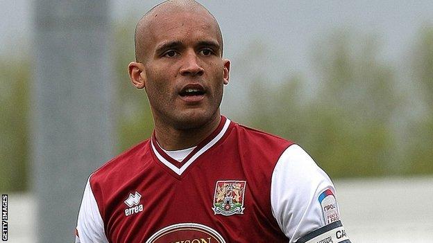 Clarke Carlisle