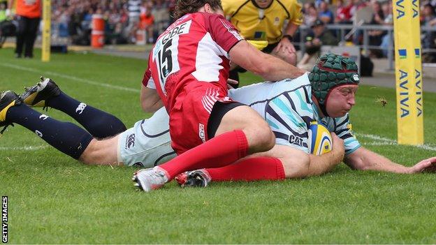 Thomas Waldrom goes over for Leicester's opening try