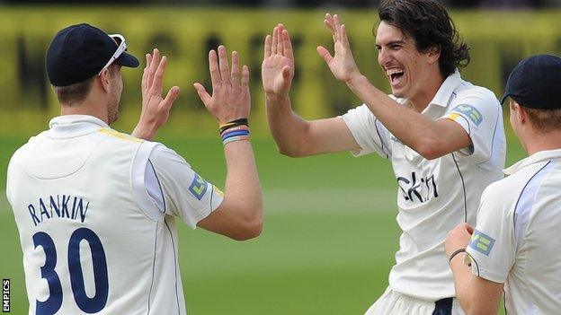 Warwickshire celebrate