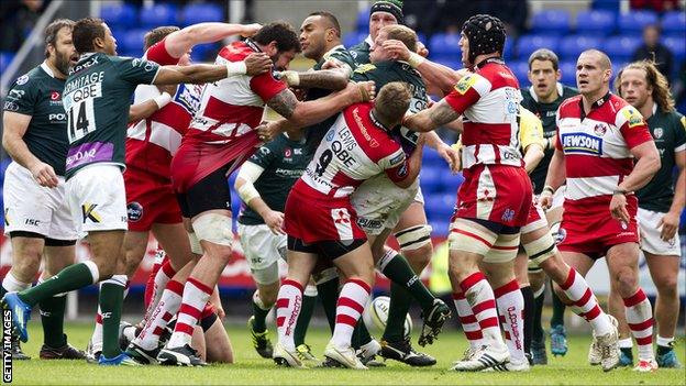 London Irish and Gloucester players brawl