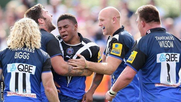 Kyle Eastmond congratulaed by team-mates