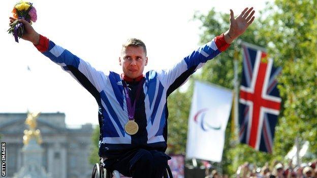 David Weir wins Paralympic marathon