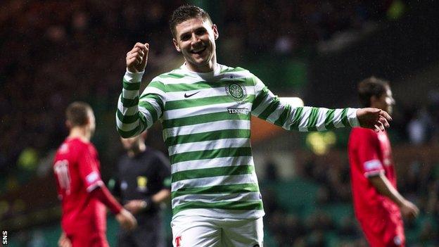 Gary Hooper celebrates against Raith Rovers