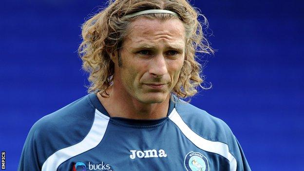 Gareth Ainsworth