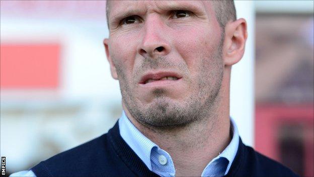 Portsmouth manager Michael Appleton