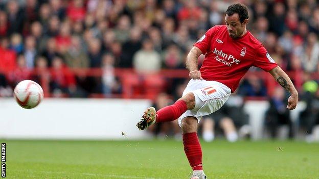 Andy Reid scores for Forest from a free-kick