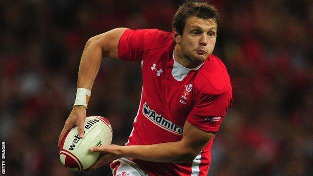 Fly-half Dan Biggar