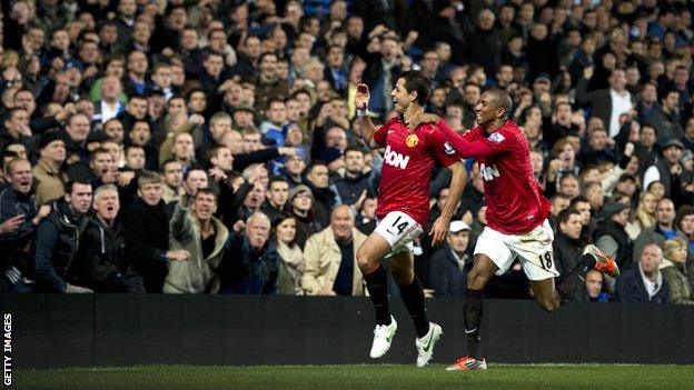 Javier Hernandez celebrates