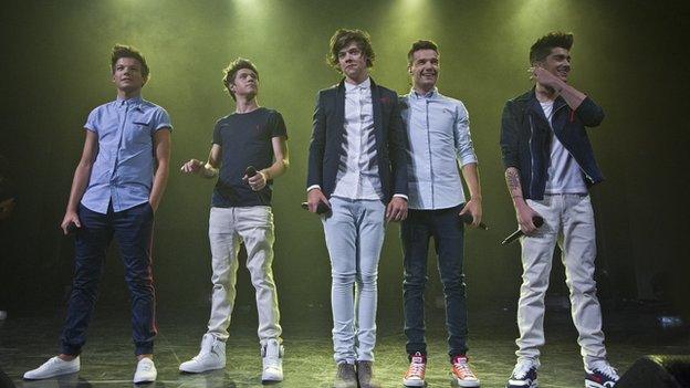 One Direction in concert