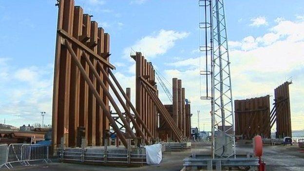 New Forth crossing being built