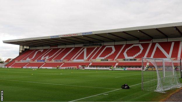 County Ground, Swindon