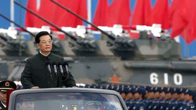 Hu Jintao inspects People"s Liberation Army soldiers at a camp in Hong Kong, 29 June 2012