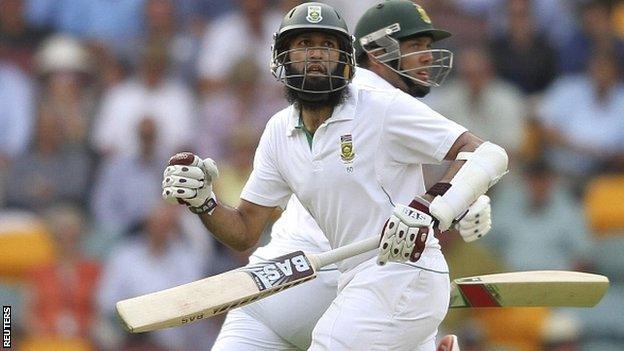 South Africa's Hashim Amla and Jacques Kallis