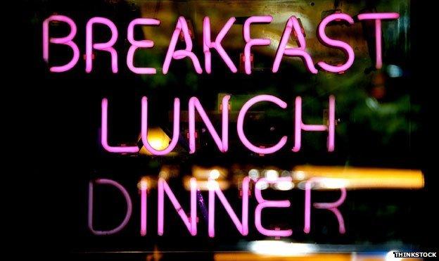 Neon sign for breakfast, lunch and dinner