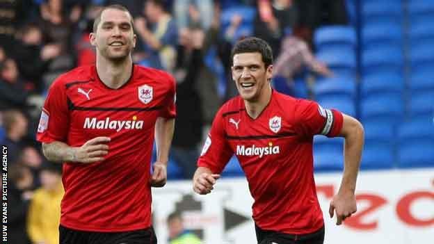 Matthew Connolly celebrates his goal