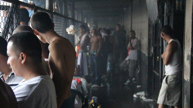 Inmates in a corridor in Ciudad Barrios, San Salvador