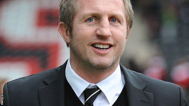 Widnes Vikings coach Denis Betts