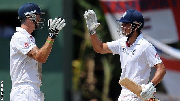 England batsmen Kevin Pietersen & Alastair Cook