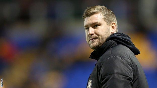 Karl Robinson