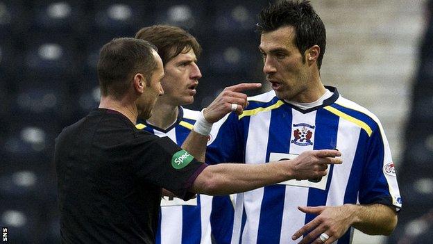 Manuel Pascali was sent off early in Kilmarnock's 2-1 defeat to St Johnstone