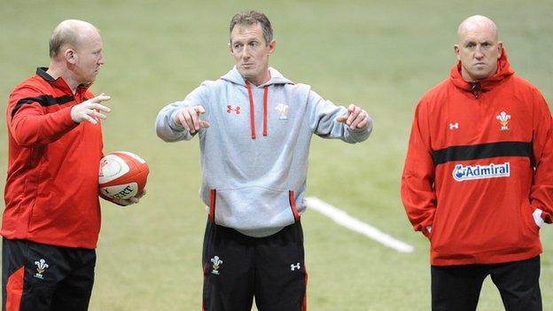 Rob Howley (centre) with Neil Jenkins and Shaun Edwards