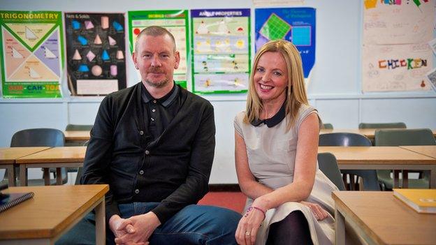 John Gordon Sinclair (Gregory) and Clare Grogan (Susan) returned to Abronhill school in Cumbernauld where they filmed Gregory's Girl