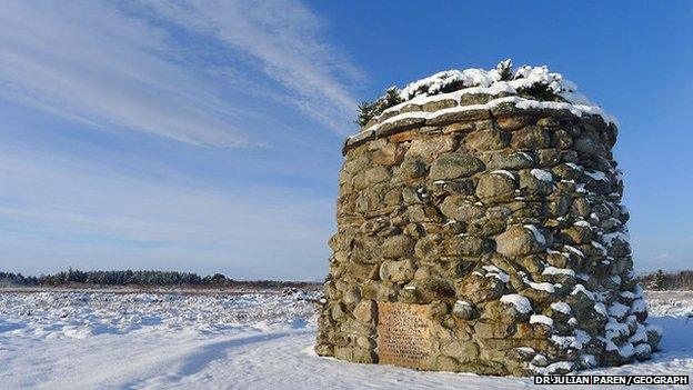 Monument at Culloden Battlefield