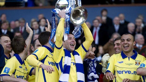 Kilmarnock's Garry Hay with the Scottish League Cup trophy