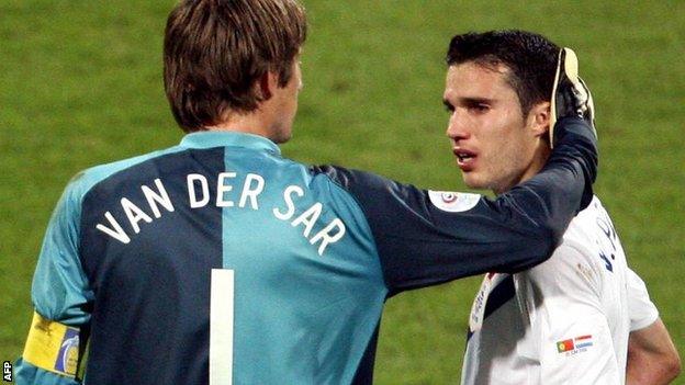 Edwin van der Sar & Robin van Persie