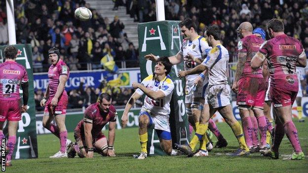 David Skrela celebrates after scoring a try for Clermont Auvergne during their win over Exeter