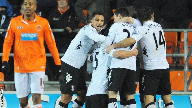 Fulham celebrate Brede Hangeland's winner