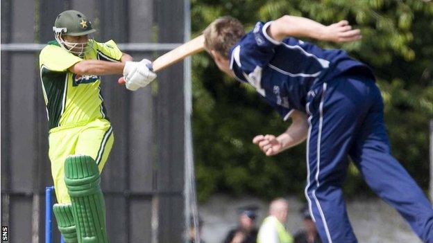 Pakistan v Scotland in a ODI in Edinburgh in 2006