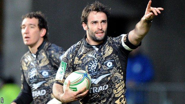 Thomas Combezou celebrates scoring for Montpellier