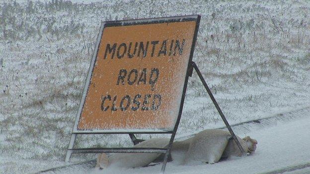 Mountain Road sign