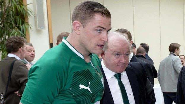 Declan Kidney and Ireland captain Jamie Heaslip at Wednesday's Six Nations launch in London