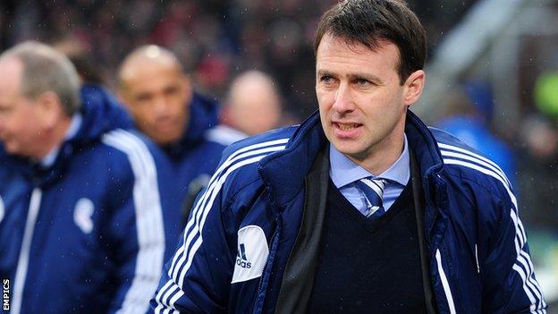 Bolton Wanderers manager Dougie Freedman