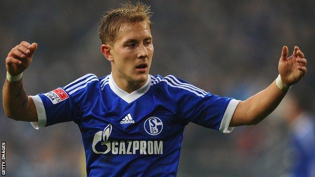 Lewis Holtby