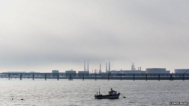 A fishing boat at anchor in Holehaven Creek