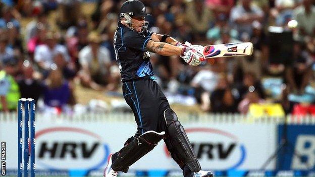 New Zealand skipper Brendon McCullum hits out in his match-winning unbeaten 69