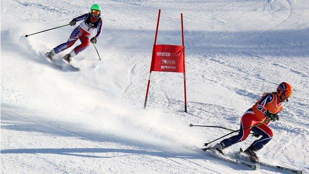 Kelly Gallagher and her guide Charlotte Evans